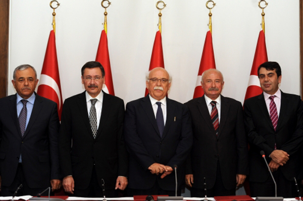 Ankara Büyükşehir Belediyesi 500 okulun bakımını yapacak