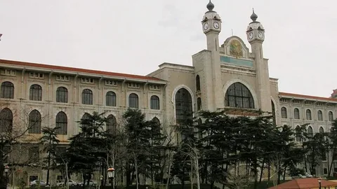 Marmara Üniversitesi 2025 Taban Puanları ve Başarı Sıralamaları Açıklandı! - Görsel